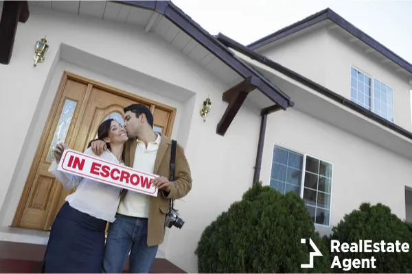 happy couple kissing outside