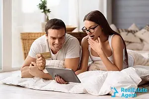 couple using tablet