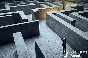 young businesswoman suit standing maze