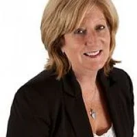 Diana Newbert real estate agent