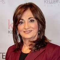 Susan  Maddaleno real estate agent